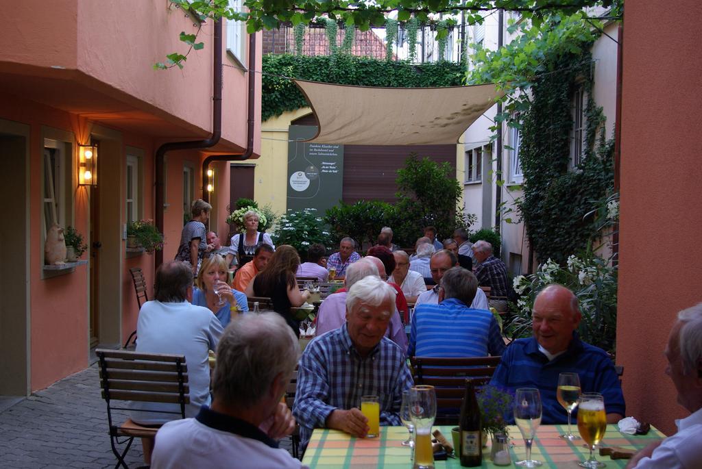 Gasthof Zum Weissen Lamm Зомерах Екстериор снимка