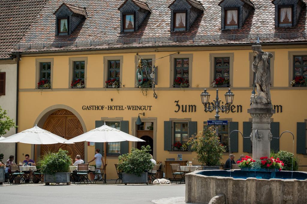 Gasthof Zum Weissen Lamm Зомерах Екстериор снимка